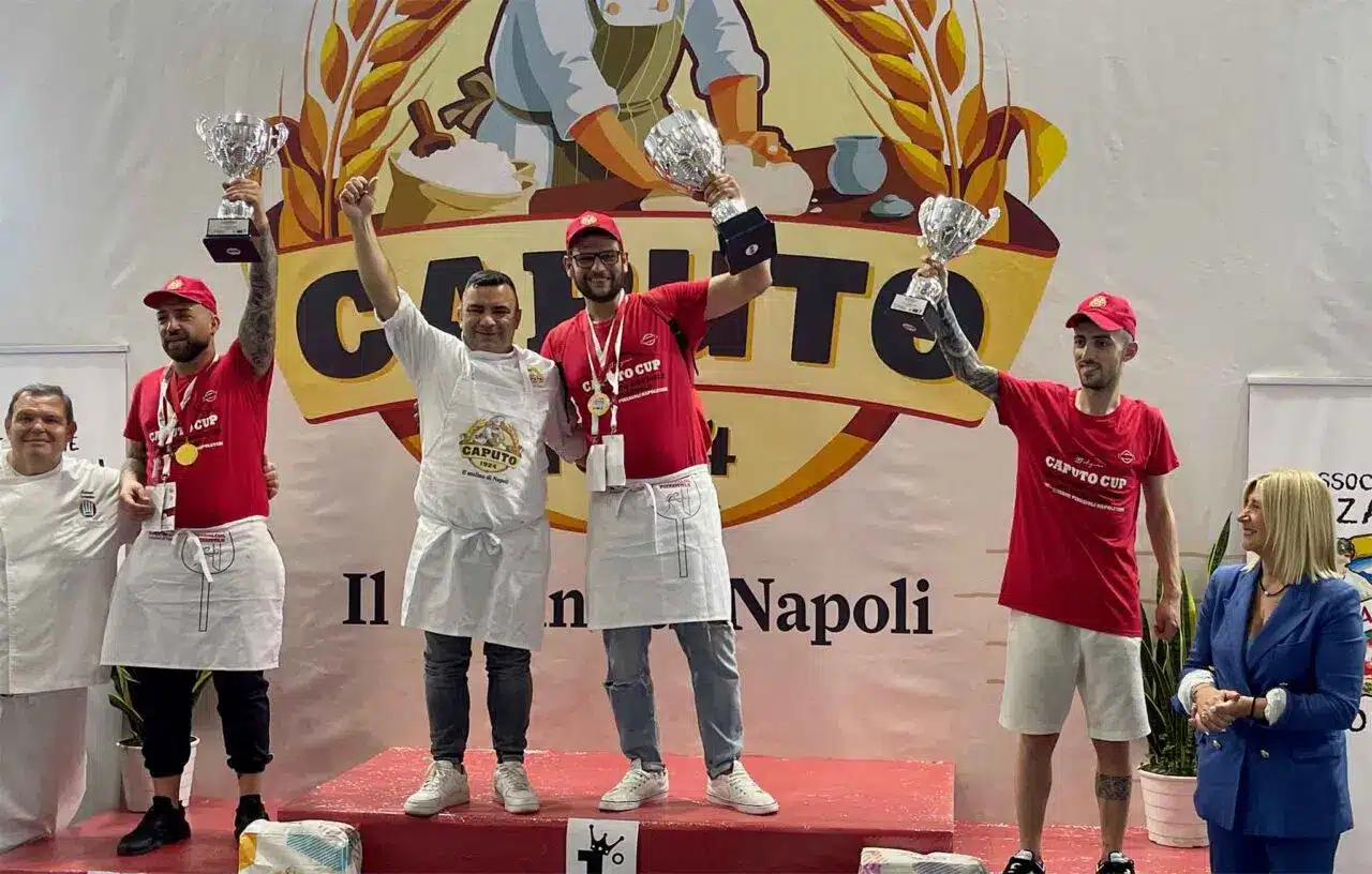 Podio Rossopomodoro- Campionato mondiale del pizzaiuolo 2023- Trofeo Caputo