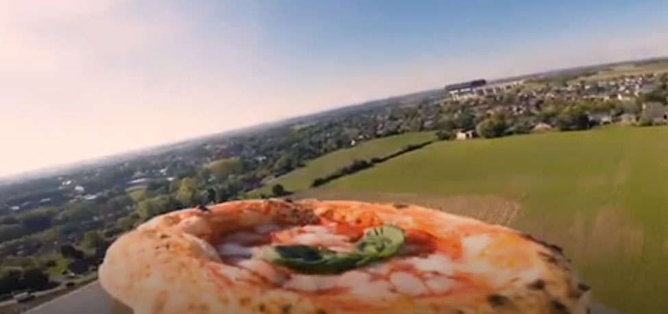 Pizza.it- la pizza vola nello spazio 2